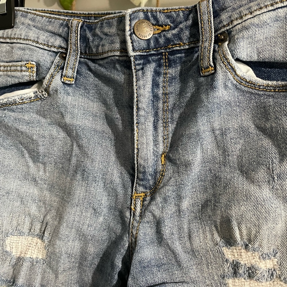 Universal Thread High Rise Shortie - Picture 2 of 5